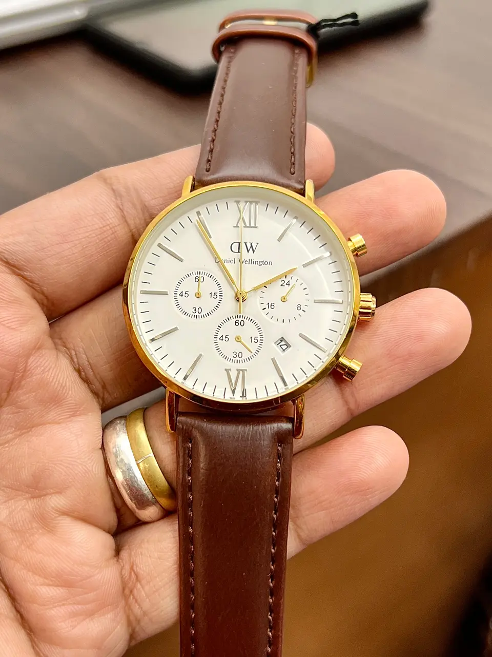 Daniel Wellington Chronograph — white dial, gold