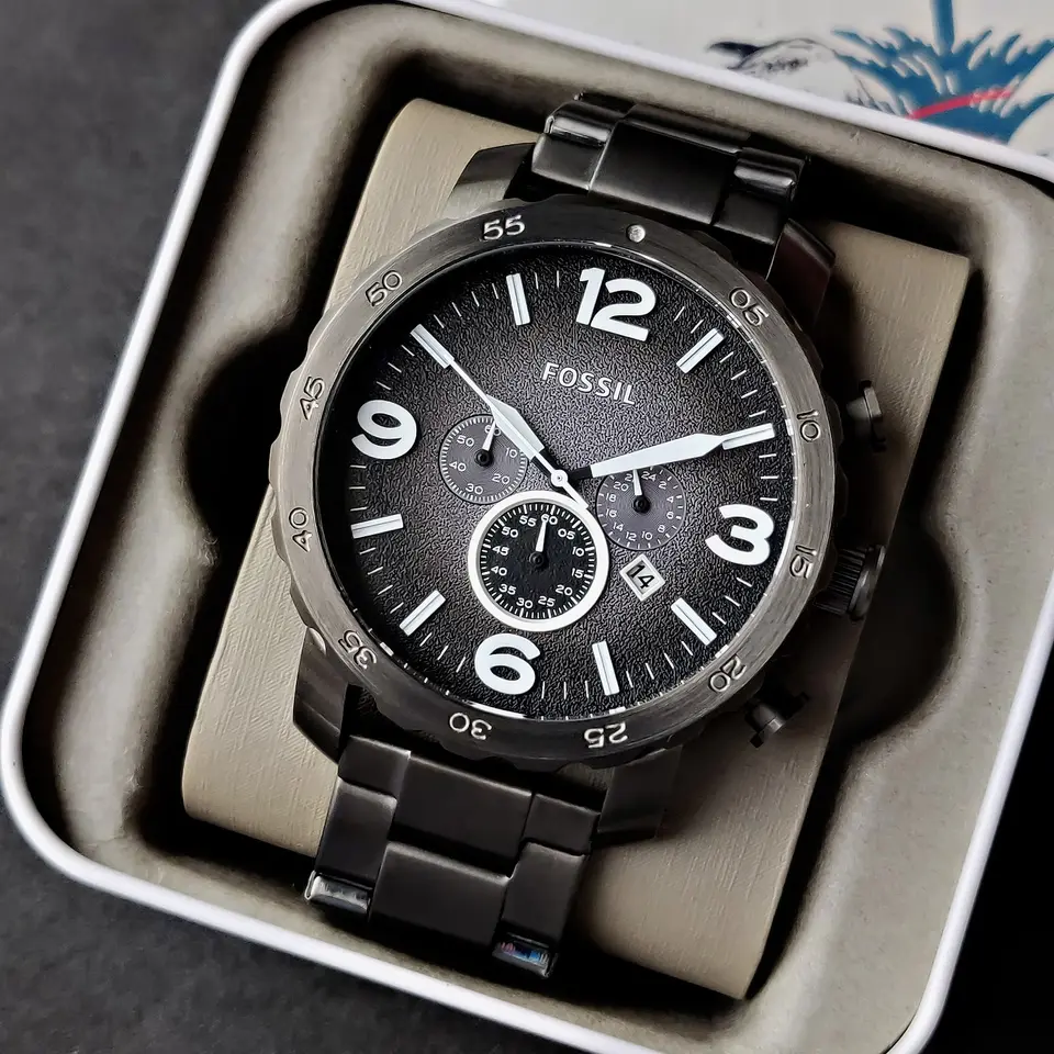 Fossil Nate — grey dial, black case