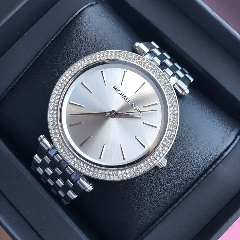 Michael Kors Darci — silver dial