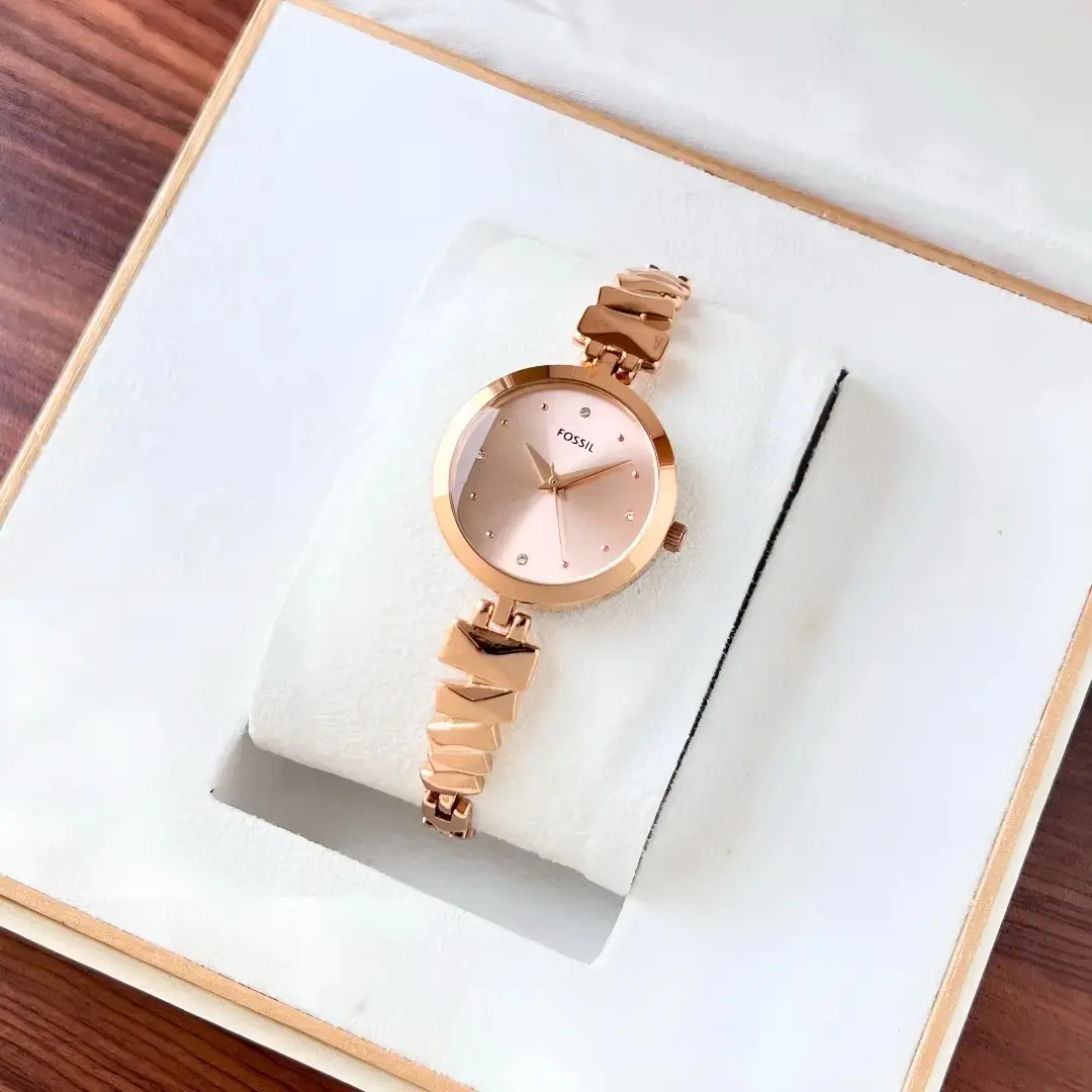 Fossil Classic — rose dial, rose gold