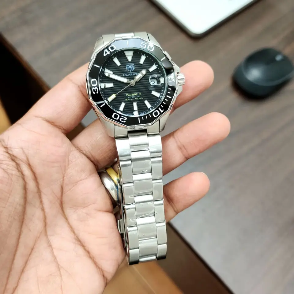 TAG Heuer Aquaracer — black dial
