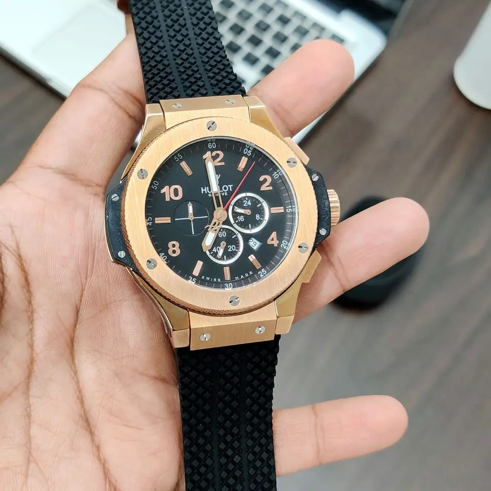 Hublot Big Bang — black dial, rose gold