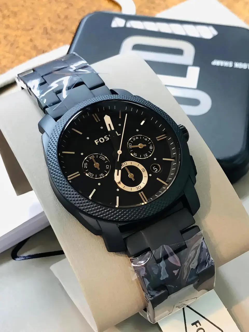 Fossil Machine — black dial, black case