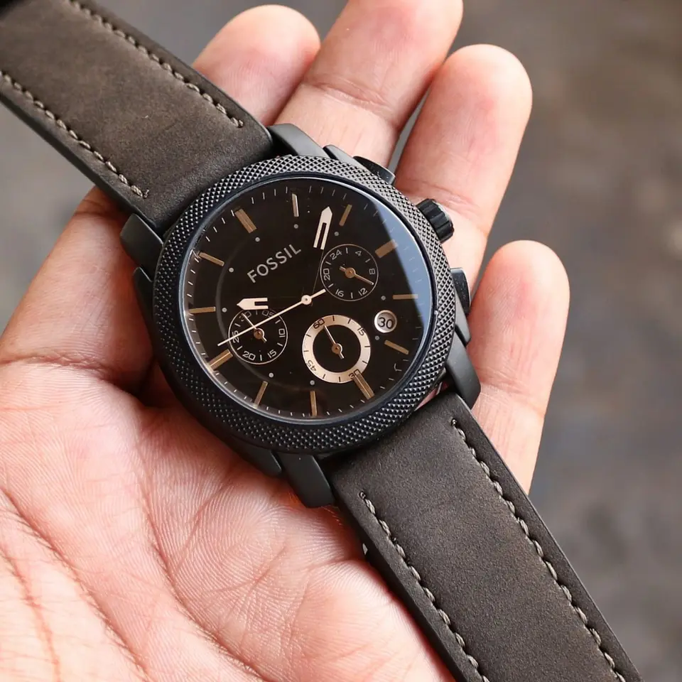 Fossil Machine — black dial, black case
