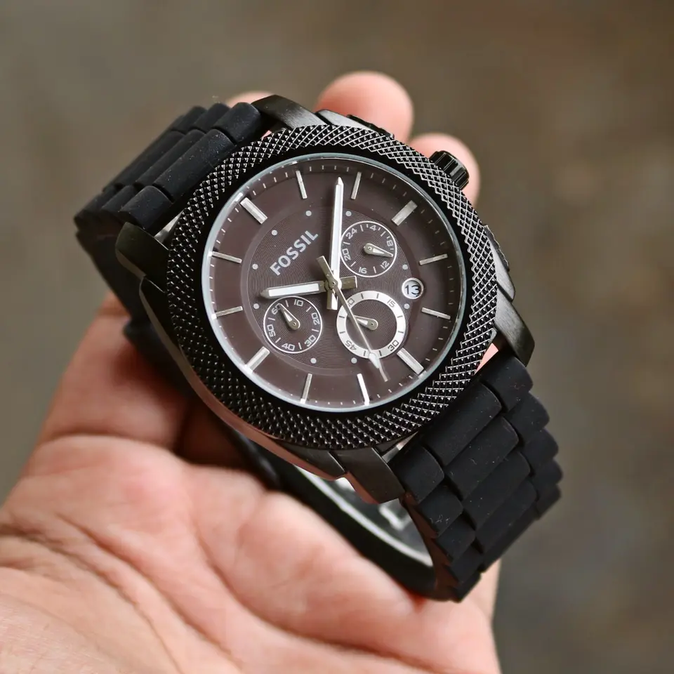 Fossil Machine — black dial, black case