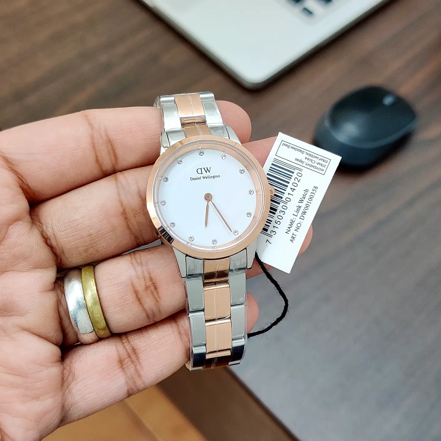 Daniel Wellington Iconic Link — white dial, two-tone