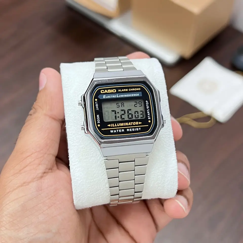 Casio Vintage A168 — black dial