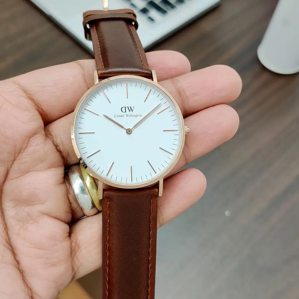 Daniel Wellington Classic — white dial, rose gold
