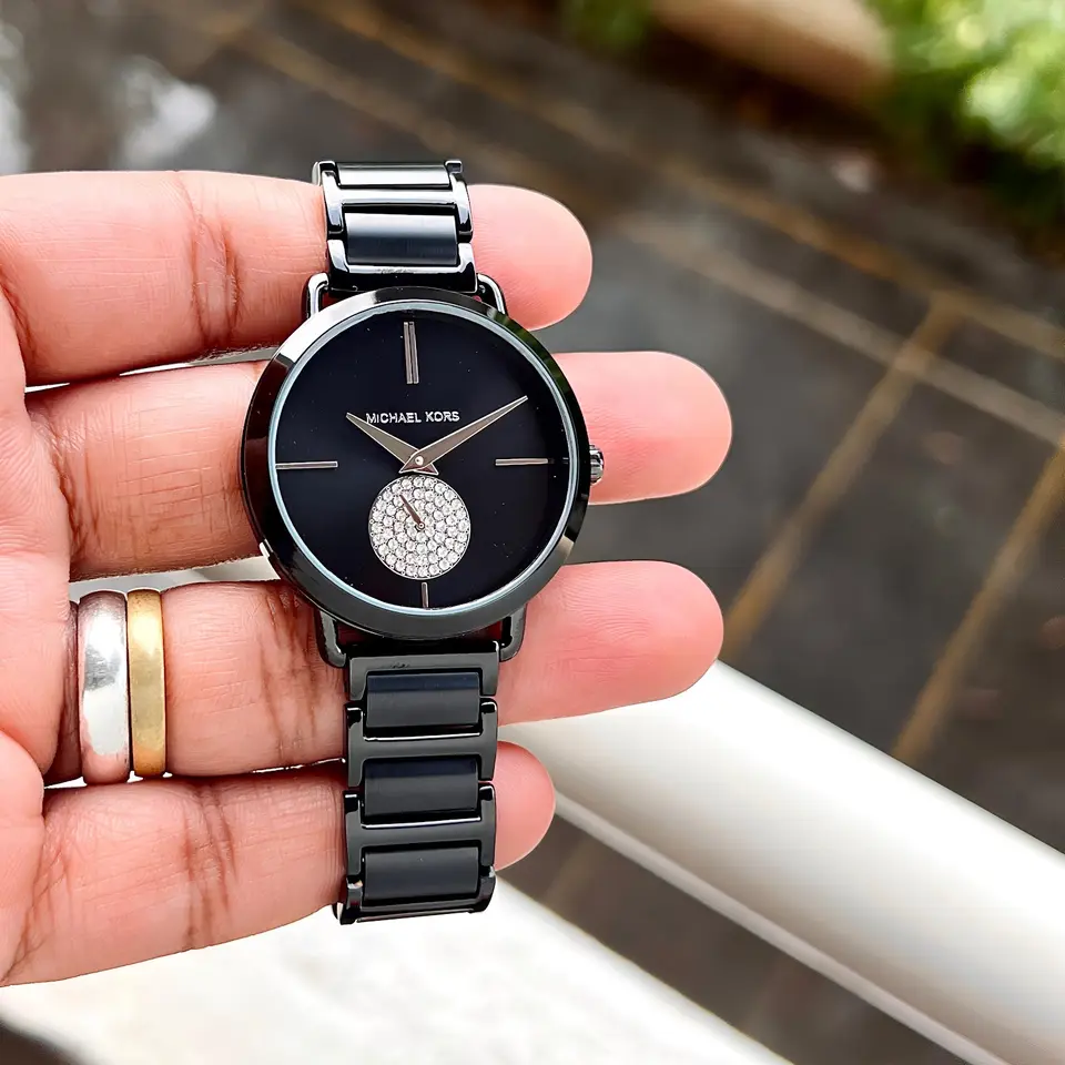 Michael Kors Dress watch — black dial, black case
