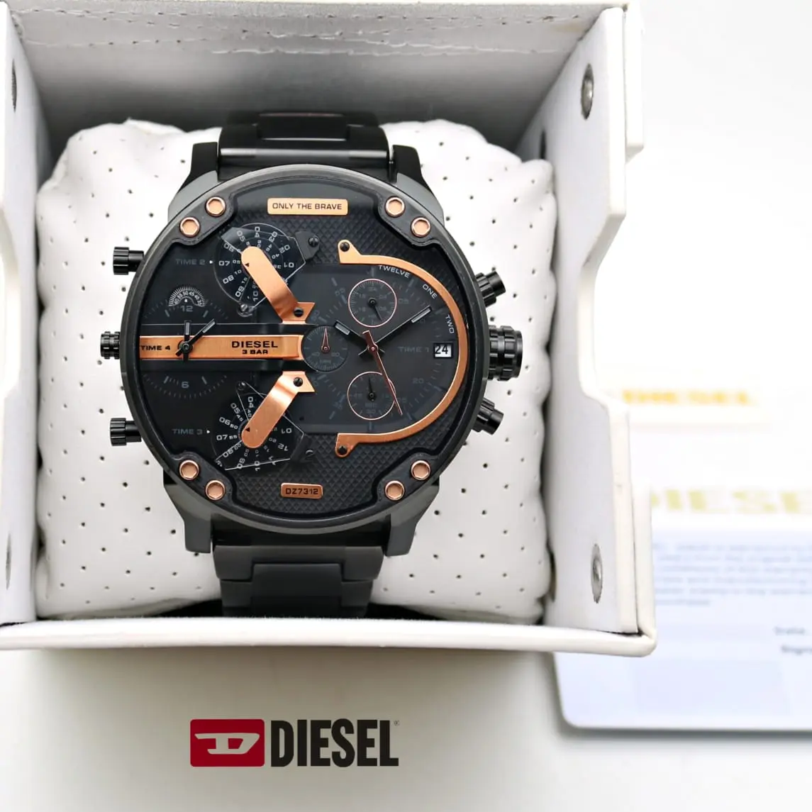 Diesel Mr. Daddy 2.0 — black dial, black case
