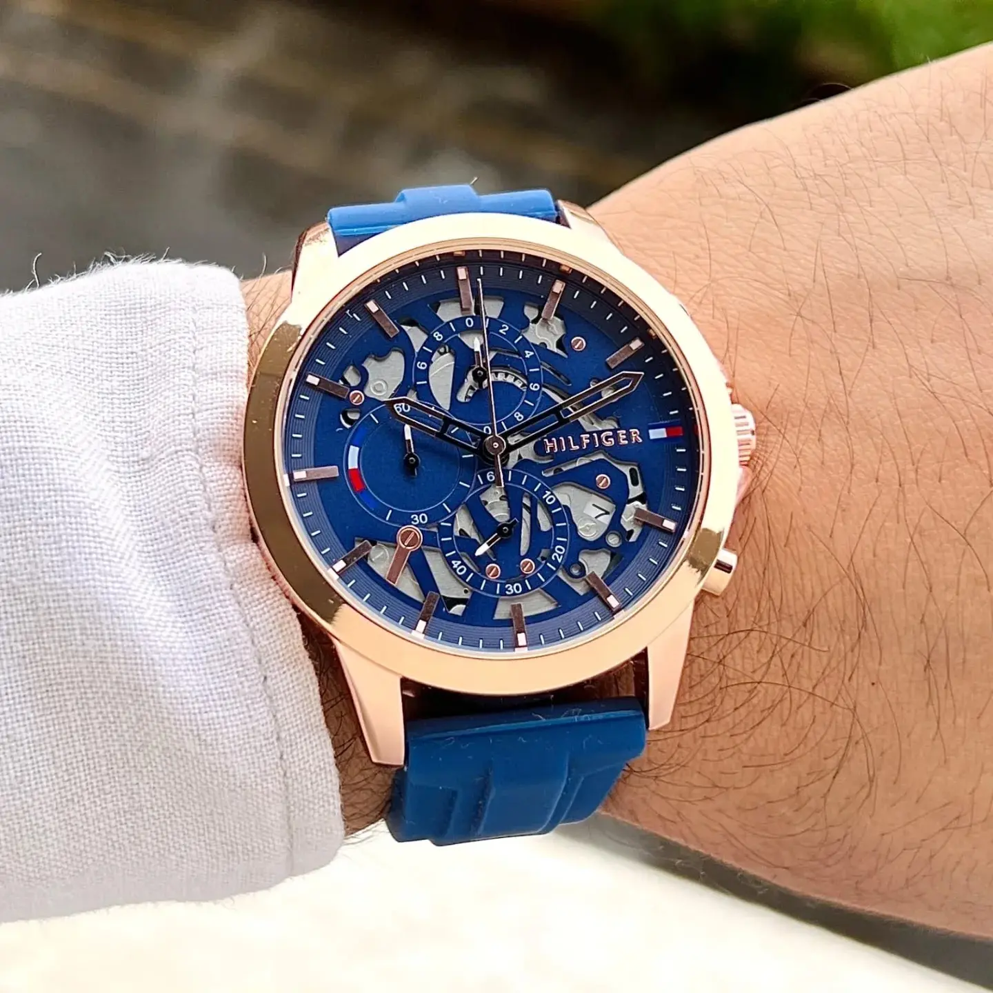Tommy Hilfiger Chronograph — blue dial, rose gold