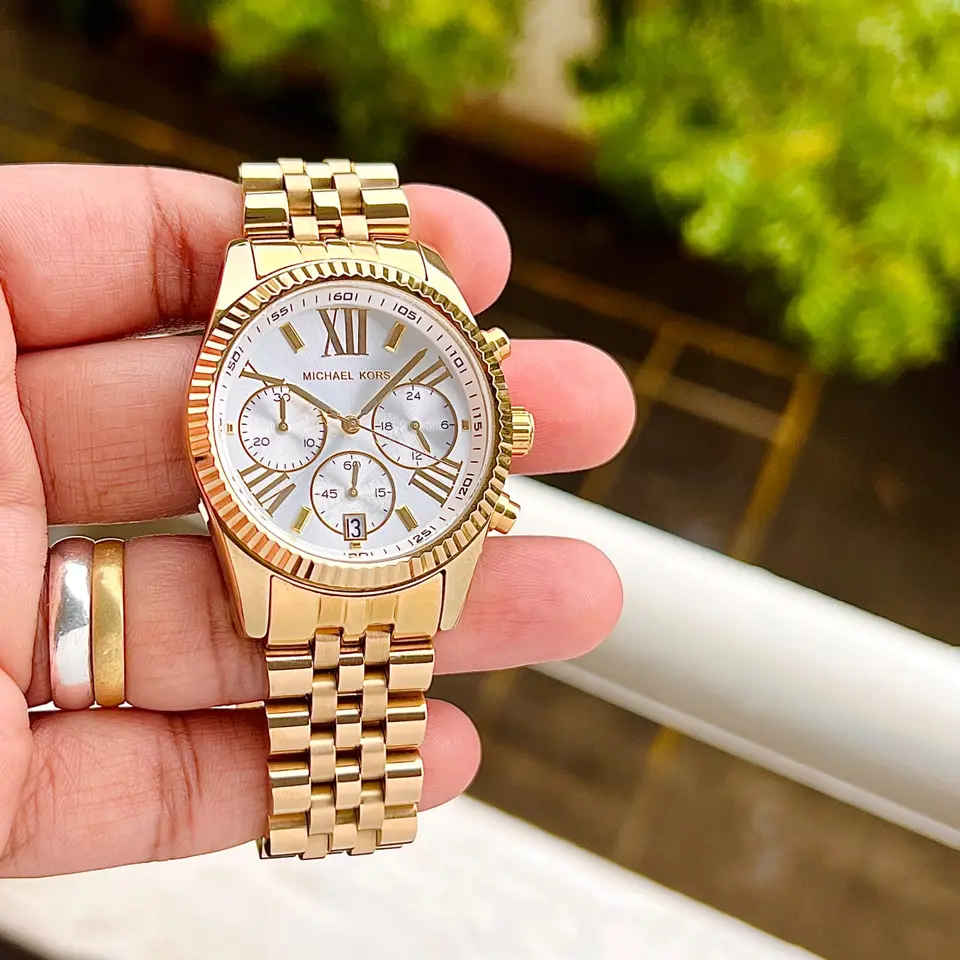 Michael Kors Lexington — silver dial, gold