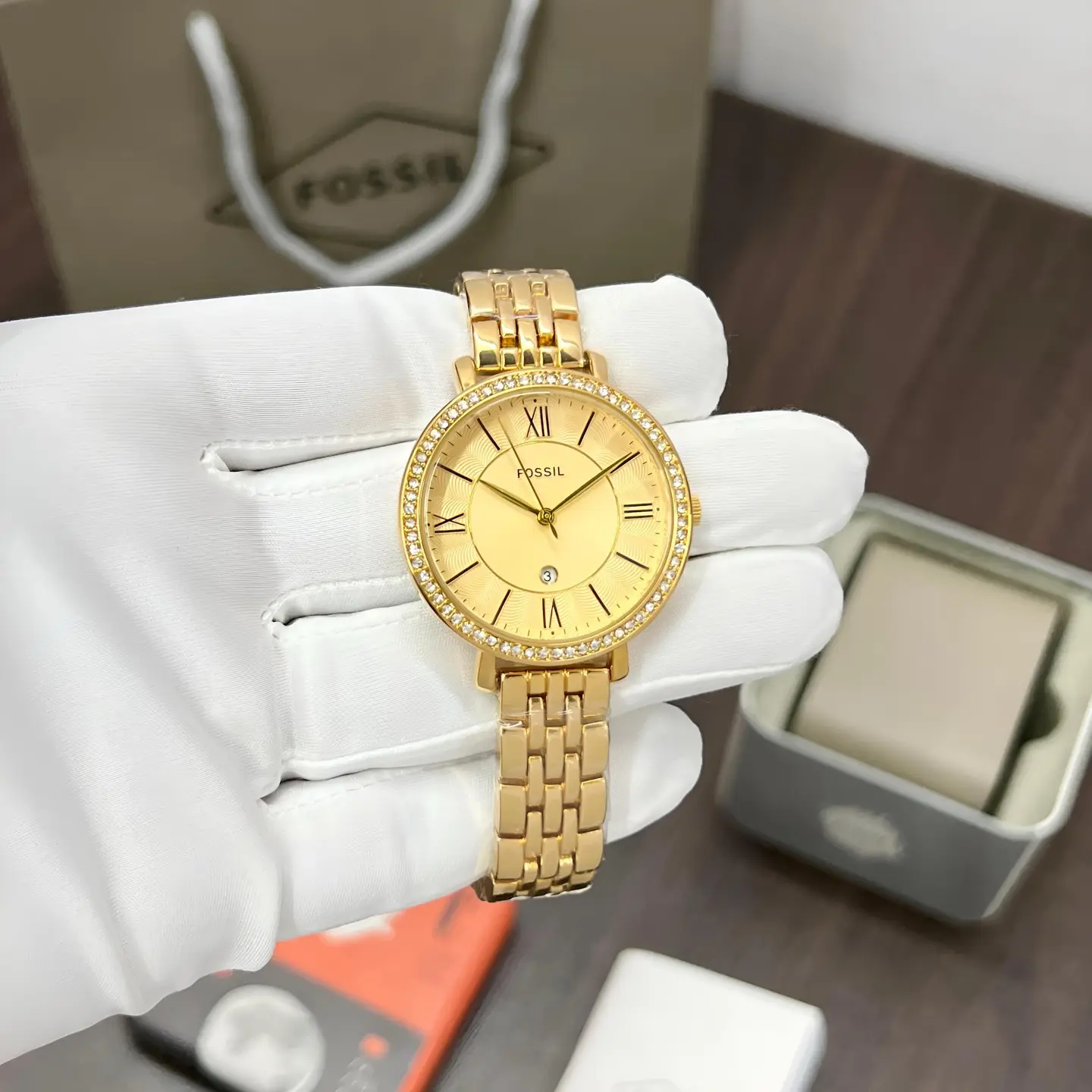 Fossil Jacqueline — gold dial, gold