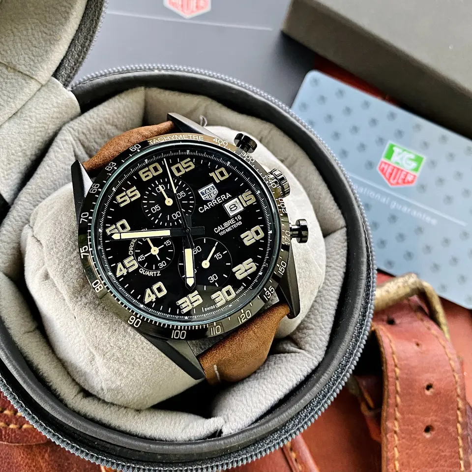 TAG Heuer Carrera — black dial, black case