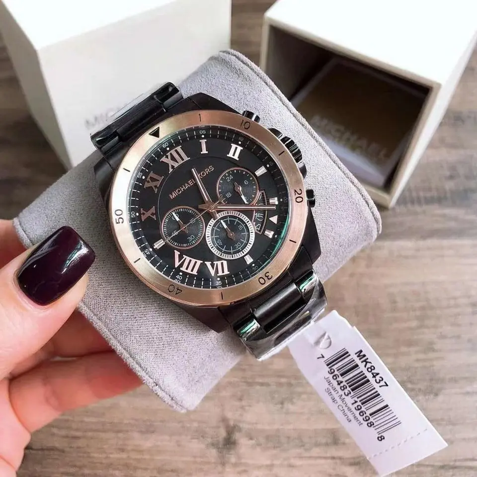 Michael Kors Brecken — black dial, black case