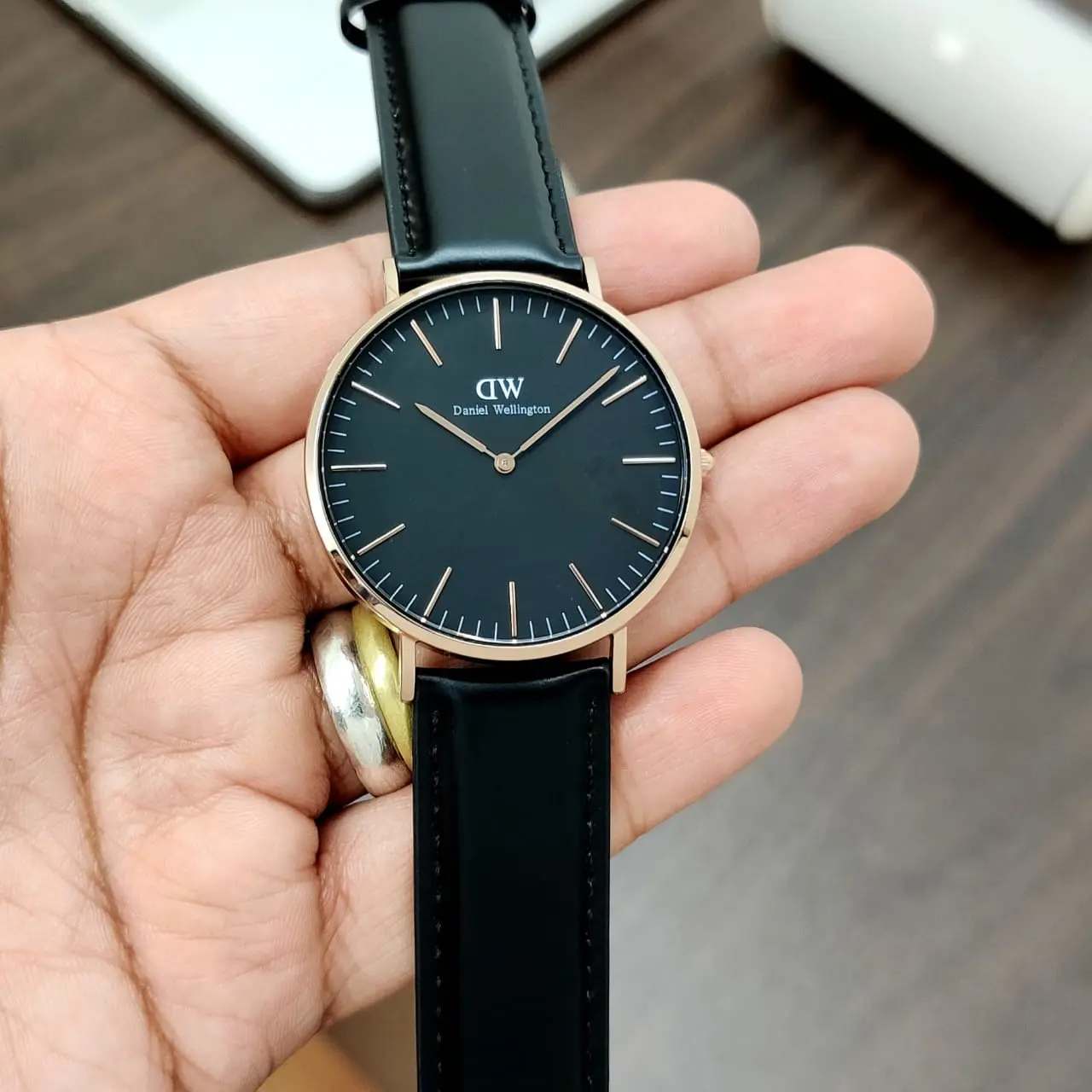 Daniel Wellington Classic — black dial, rose gold