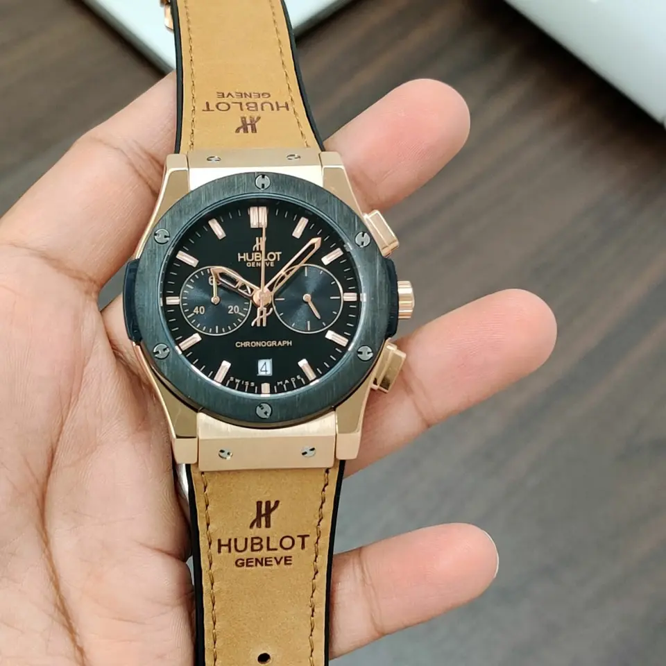 Hublot Classic Fusion — black dial, rose gold