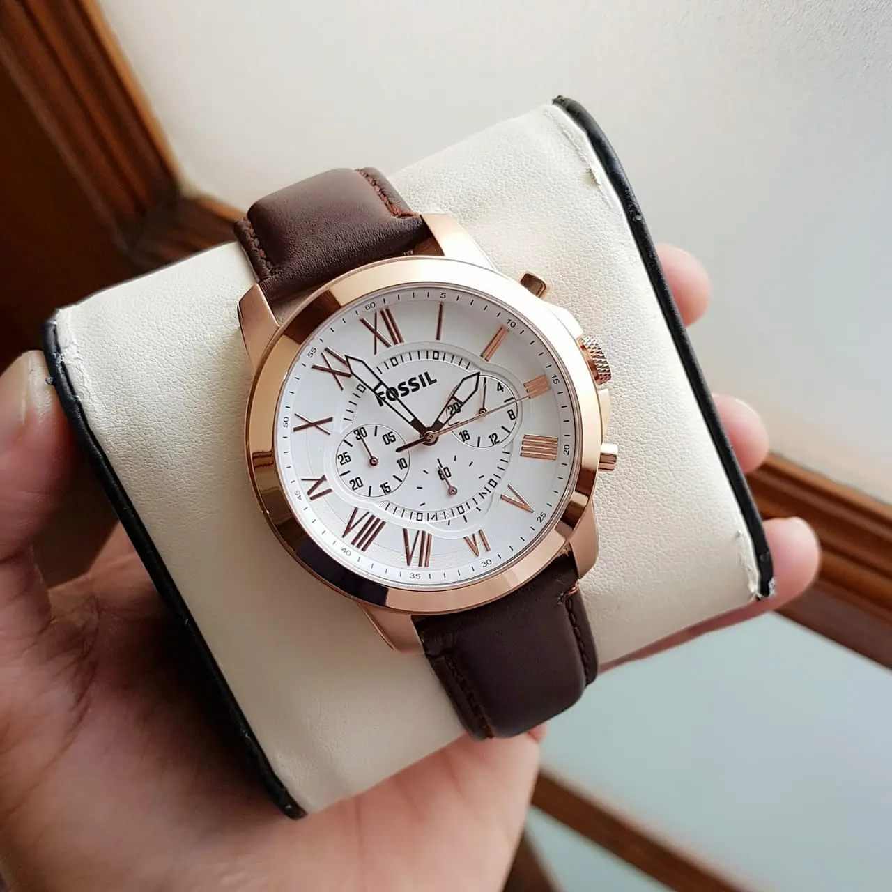 Fossil Grant — white dial, rose gold