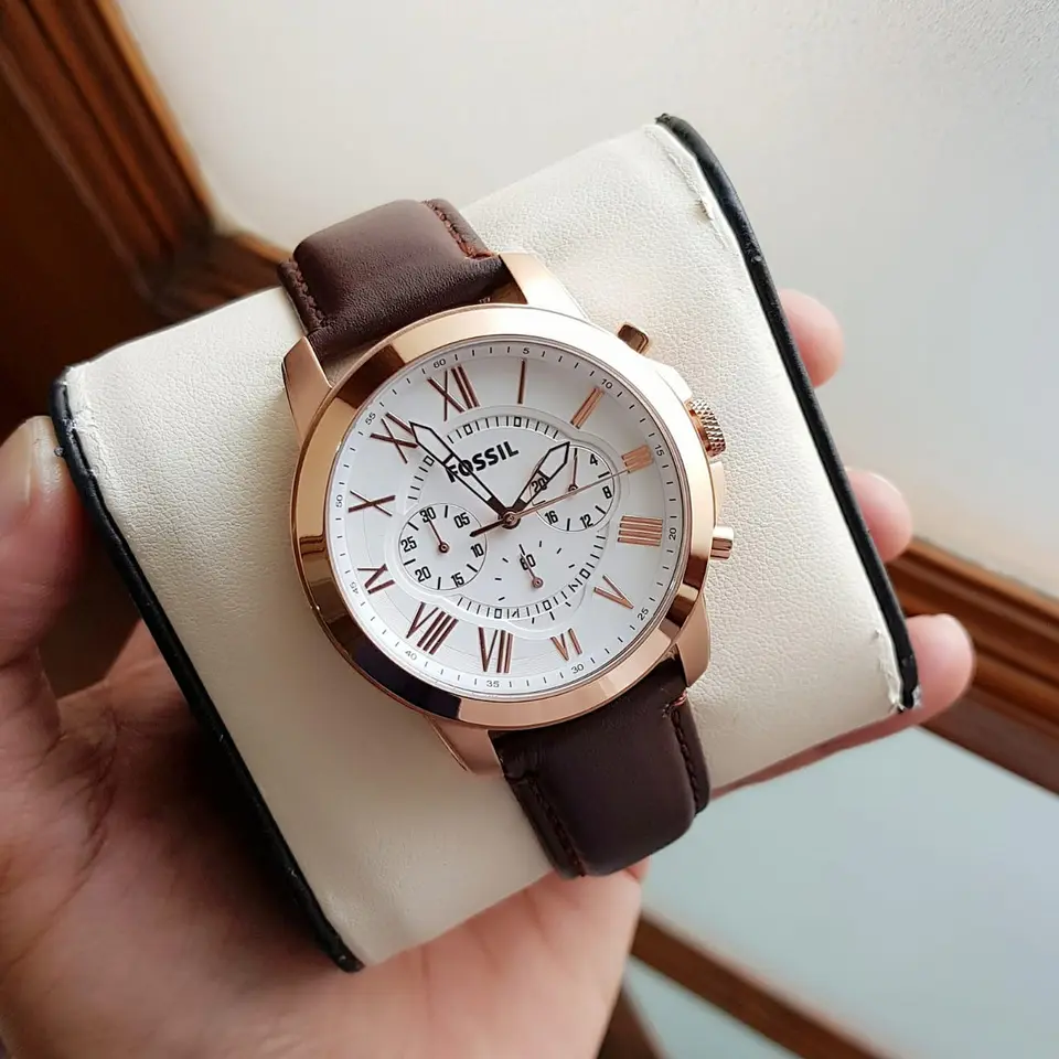 Fossil Grant — white dial, rose gold