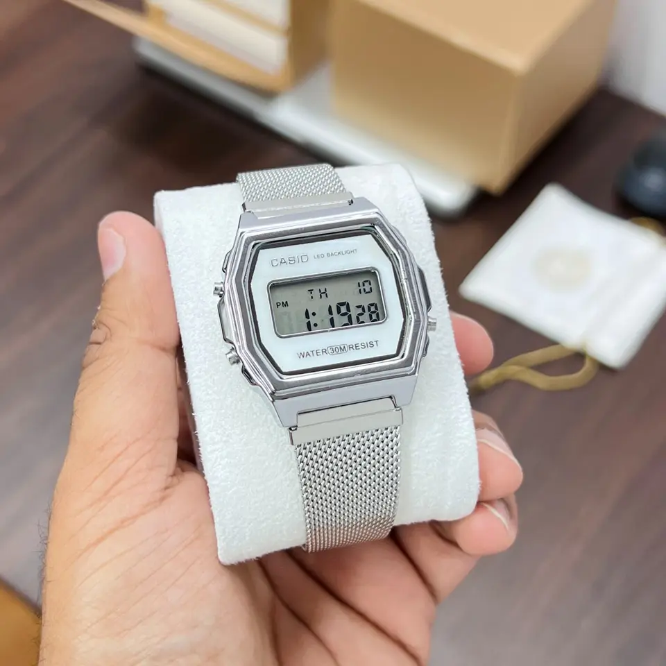 Casio Vintage A158 — white dial