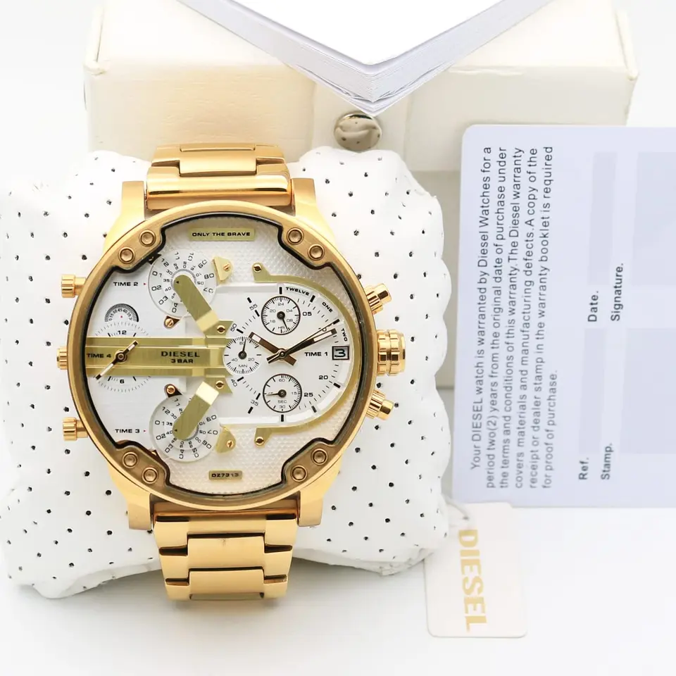 Diesel Mr. Daddy 2.0 — white dial, gold