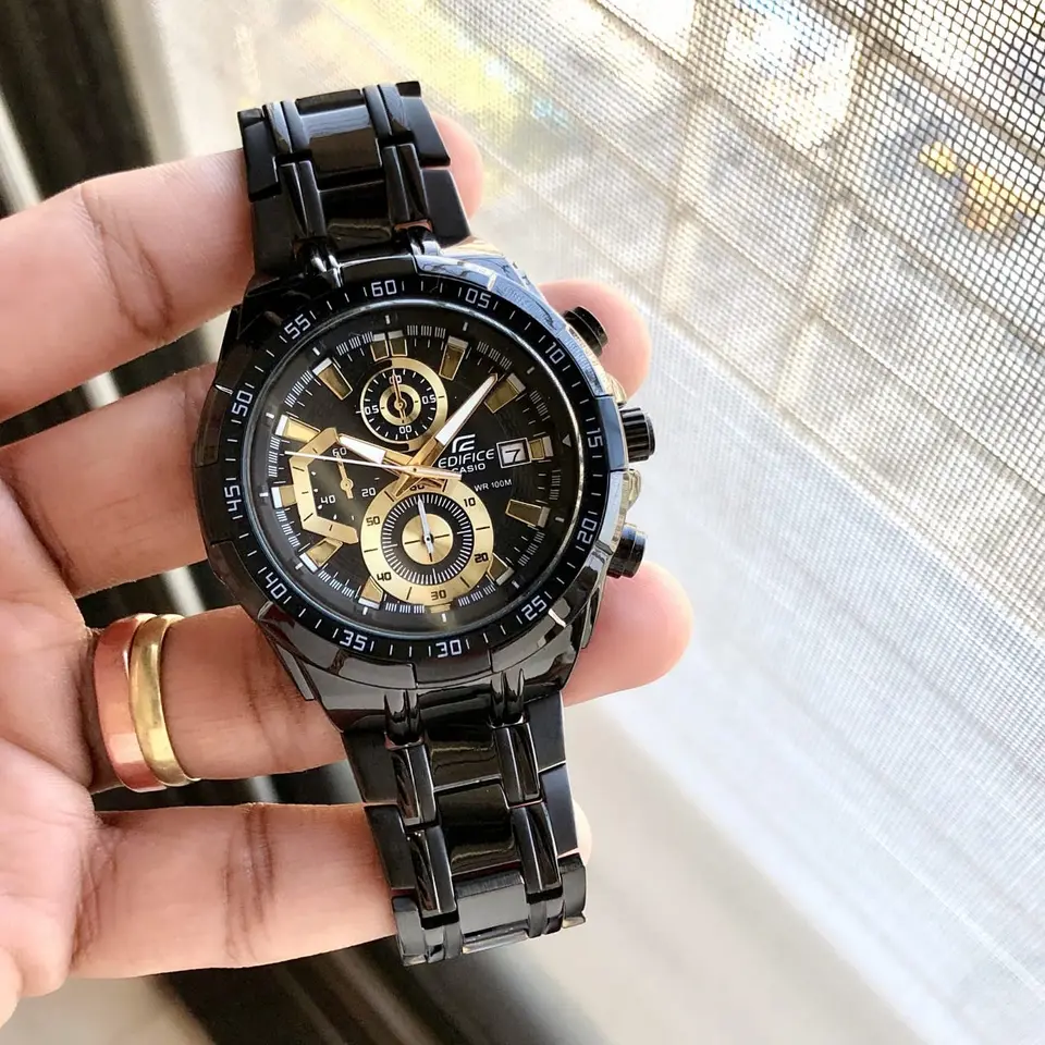Casio Edifice EFR-539 — black dial, black case