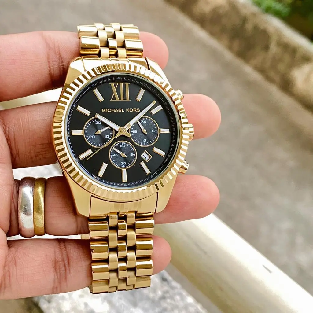 Michael Kors Lexington — black dial, gold